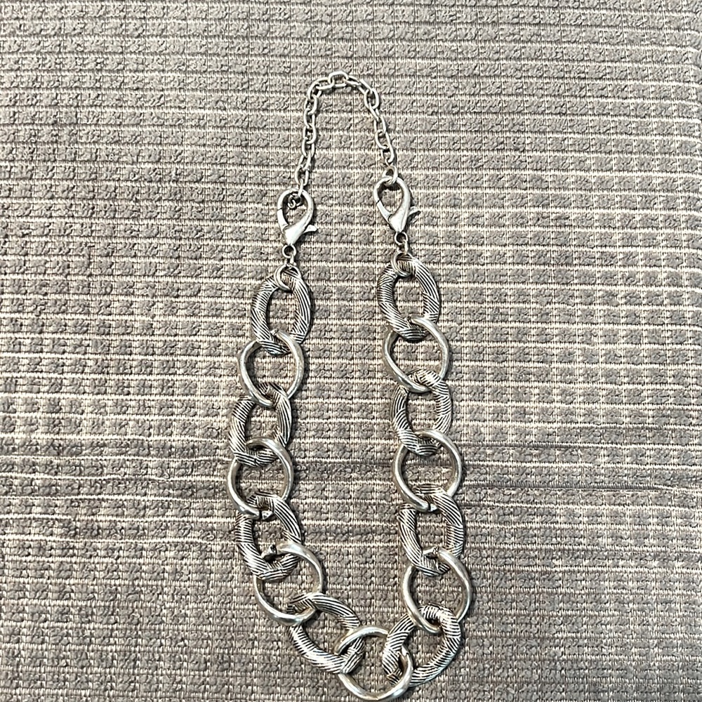 Short Chunky necklace